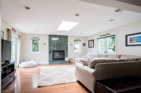 66 Braemar Dr, Wayne, NJ 07470 photo 7