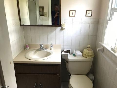 817 E Meadow Dr, Bound Brook, NJ 08805 photo 15