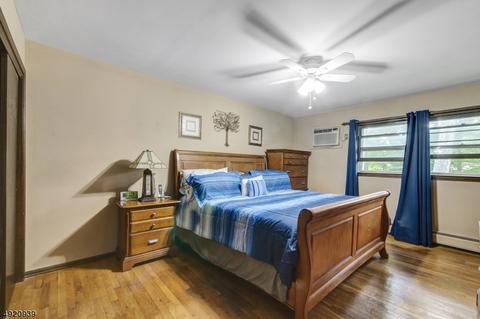 2 Whitegate Rd, Roxbury Twp., NJ 07876 photo 11