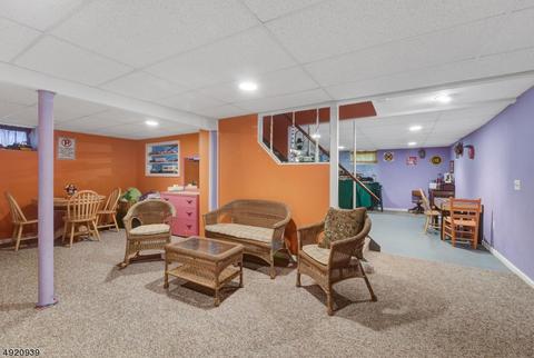 2 Whitegate Rd, Roxbury Twp., NJ 07876 photo 18