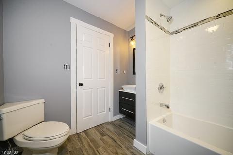 33 E Grand St, Hampton, NJ 08827 photo 11
