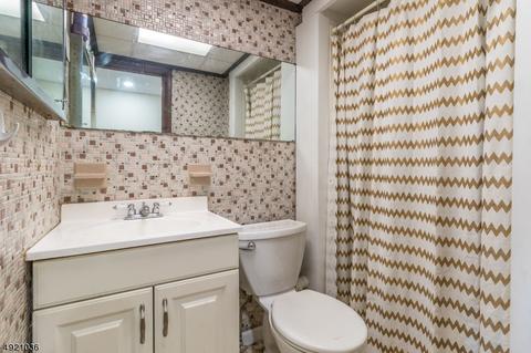 203 E Central Ave, Alpha, NJ 08865 photo 11
