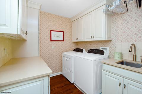 59 Gloucester Rd, Summit, NJ 07901 photo 17