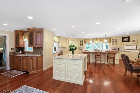 59 Gloucester Rd, Summit, NJ 07901 photo 5