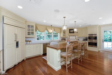 59 Gloucester Rd, Summit, NJ 07901 photo 6