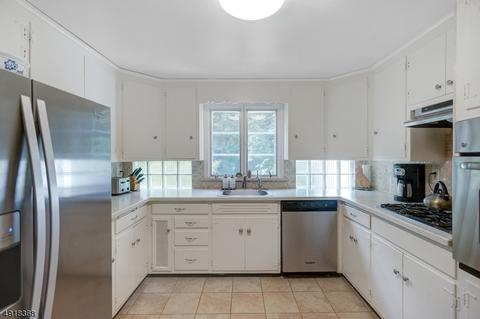 71 Blackburn Pl, Summit, NJ 07901 photo 7