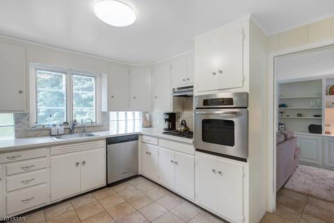 71 Blackburn Pl, Summit, NJ 07901 photo 8