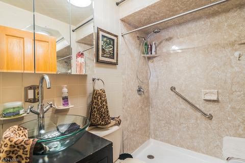 22 Cook Rd, Nutley, NJ 07110 photo 14
