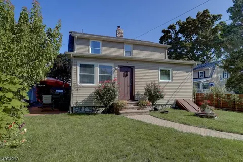 60 High St, Wayne, NJ 07470 photo 2