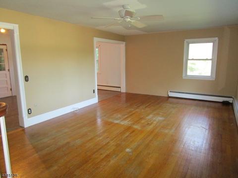 14 Doreen Ln, Wayne, NJ 07470 photo 8