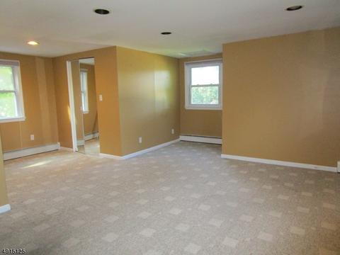14 Doreen Ln, Wayne, NJ 07470 photo 16