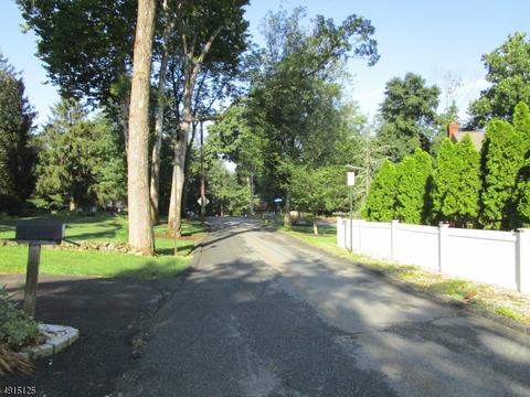 14 Doreen Ln, Wayne, NJ 07470 photo 5