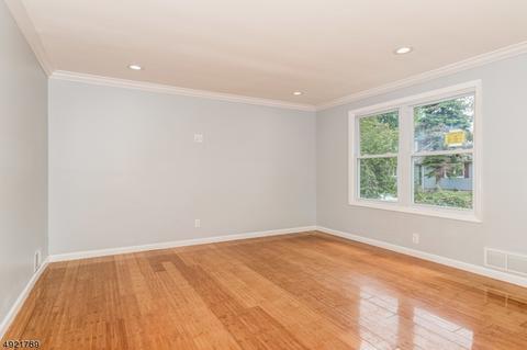 25 E 16th St, Linden, NJ 07036 photo 4