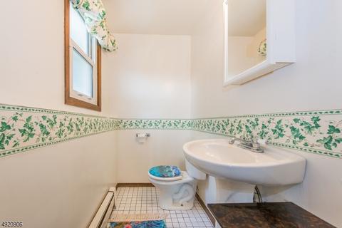 122 Warren Rd, Sparta, NJ 07871 photo 16