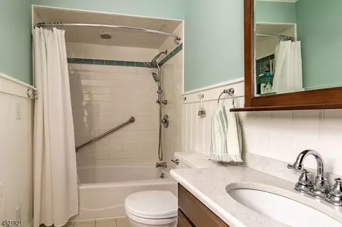 304 Sharp St, Hackettstown, NJ 07840 photo 13