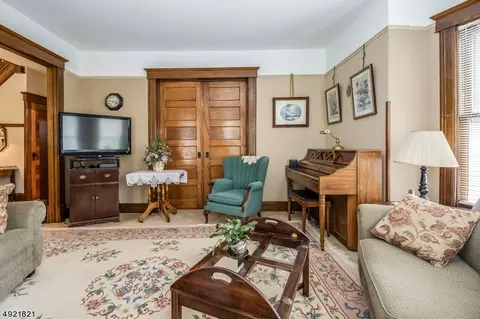 304 Sharp St, Hackettstown, NJ 07840 photo 6