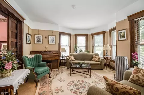 304 Sharp St, Hackettstown, NJ 07840 photo 4