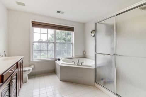 26 Crestview Dr, Clinton, NJ 08809 photo 15