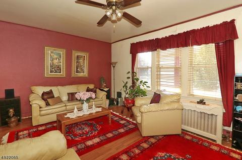 58 Wolf Pl, Hillside, NJ 07205 photo 4