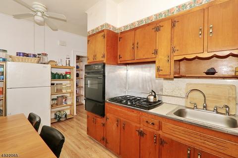 58 Wolf Pl, Hillside, NJ 07205 photo 21