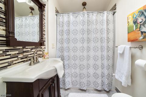 4 Bells Path, Stanhope, NJ 07874 photo 9