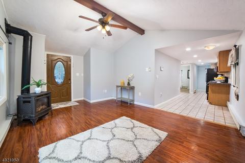 4 Bells Path, Stanhope, NJ 07874 photo 2