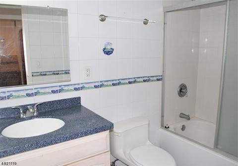 160 Overlook Ave #11F, Hackensack, NJ 07601 photo 13