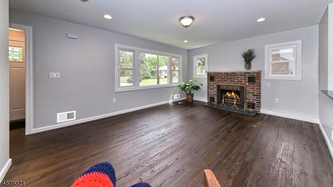 7 Wendt Ln, Wayne, NJ 07470 photo 4
