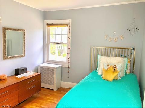 8 Gray St, Montclair, NJ 07042 photo 10
