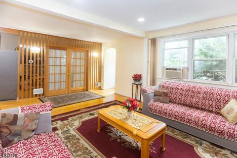 330 3rd St, Saddle Brook, NJ 07663 photo 8
