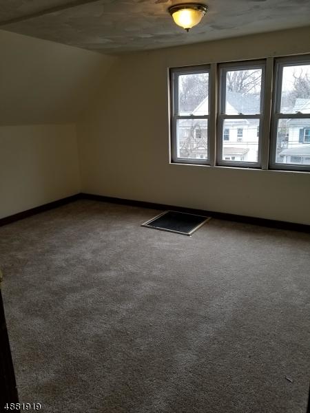 727 W 4th St, Plainfield, NJ 07060 photo 9