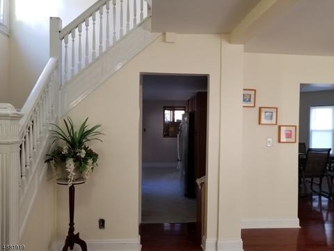 727 W 4th St, Plainfield, NJ 07060 photo 3