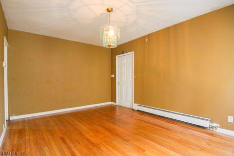 87 Mill St, Bloomfield, NJ 07003 photo 3