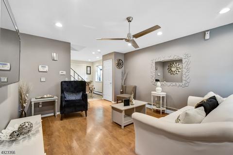422 E Front St #E, Plainfield, NJ 07060 photo 3