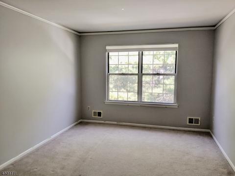 175 Aster Ct, Whitehouse Station, NJ 08889 photo 14
