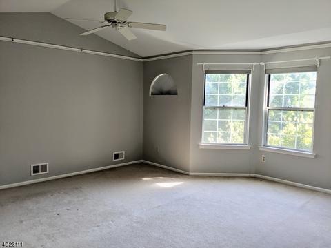 175 Aster Ct, Whitehouse Station, NJ 08889 photo 12