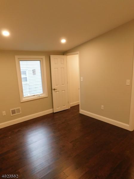 58 Chestnut Dr, Wayne, NJ 07470 photo 14