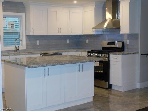 58 Chestnut Dr, Wayne, NJ 07470 photo 1