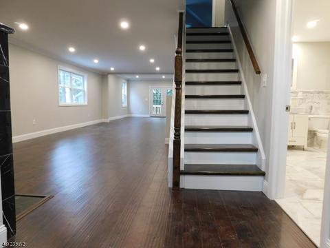 58 Chestnut Dr, Wayne, NJ 07470 photo 4
