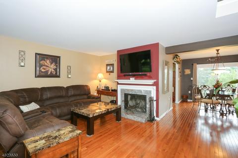 2 Raven Dr, Hackettstown, NJ 07840 photo 5