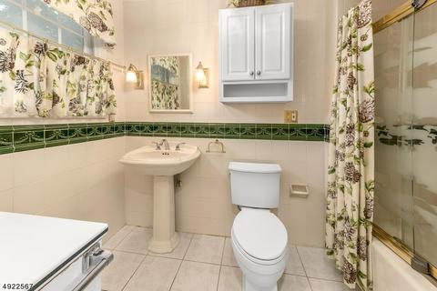 83 Maple Ave, Dover, NJ 07801 photo 5