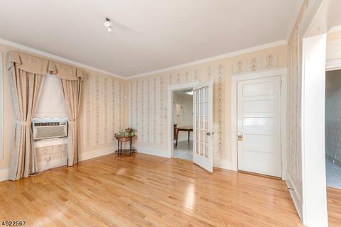 83 Maple Ave, Dover, NJ 07801 photo 3