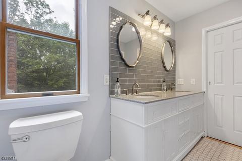 105 Spring Ln Fl, Hackettstown, NJ 07840 photo 17