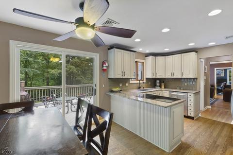 105 Spring Ln Fl, Hackettstown, NJ 07840 photo 12