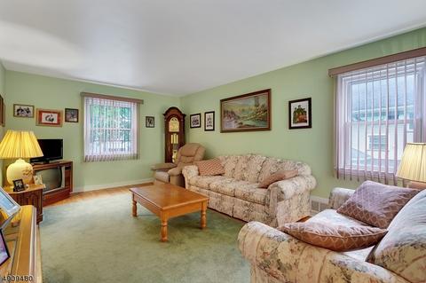 67 High St, Nutley, NJ 07110 photo 3