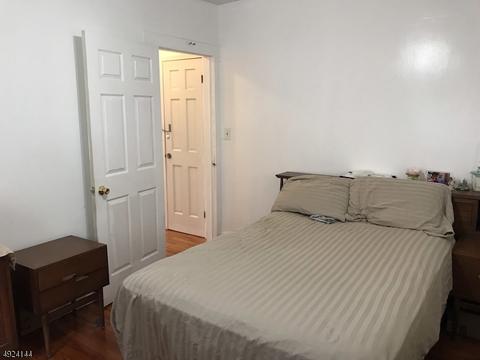 727 E 3rd Ave, Roselle, NJ 07203 photo 13