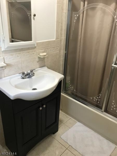 727 E 3rd Ave, Roselle, NJ 07203 photo 22