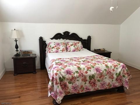 727 E 3rd Ave, Roselle, NJ 07203 photo 10
