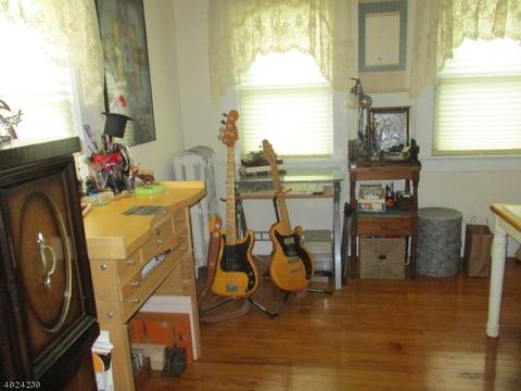 423 Berkeley Ave, Bloomfield, NJ 07003 photo 16