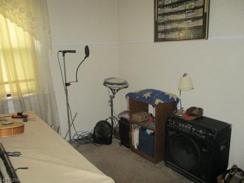 423 Berkeley Ave, Bloomfield, NJ 07003 photo 18